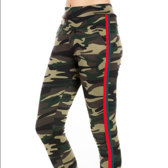 LegginsCamo - Picture 1 of 2